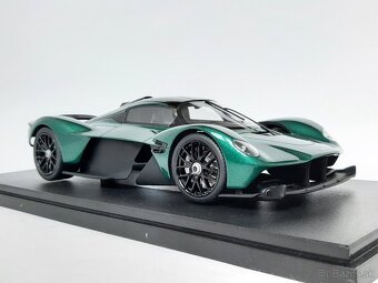 1:18 - Aston Martin Valkyrie (2021) - GT-Spirit - 1:18 - 4