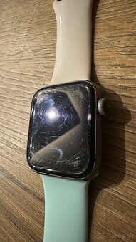 Apple Watch 4 44mm - 4