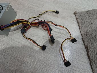Pc zdroj 400w - 4