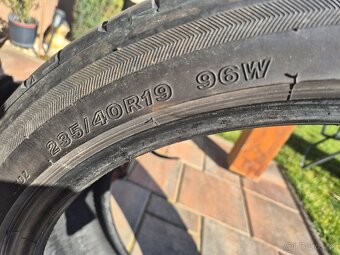 Bridgestone 245/40 r19 letné pneu - 4