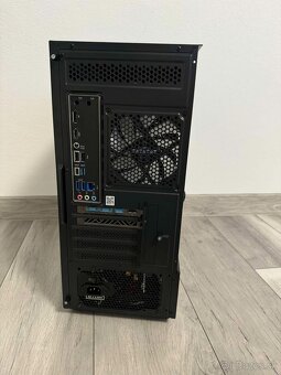 Ryzen 7 9700X, 48GB, RX 7800XT, 1TB NvMe - 4