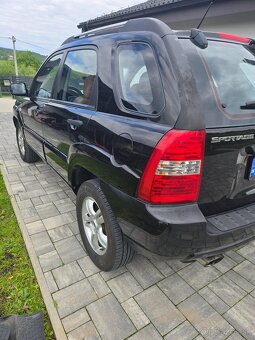 Kia Sportage 2.0 CRDI - 4