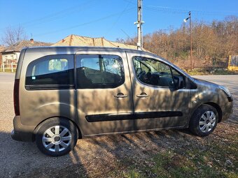 Citroen Berlingo 1,6 HDi - cena 5600.-€ + DPH nové pneu - 4