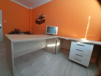 Kancelársky nábytok - 4