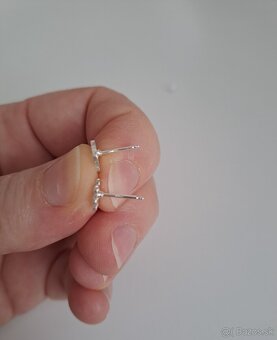 zánovné dámske,dievčenské náušnice, striebro, 0,5cm - 4