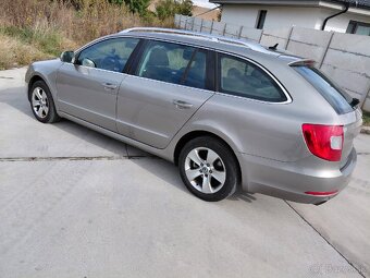 SKODA SUPERB 2.0 TDI COMBI - 4