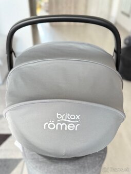 Predám autosedačku - 4