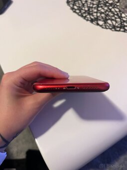 Predám i phone 11 128GB červenej farby - 4