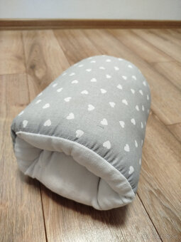 Dojčenský vankúš na ruku - 4