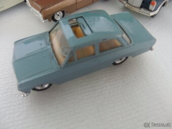 Predam od GAMA v 1:43 v original krabickach 100% stav - 4