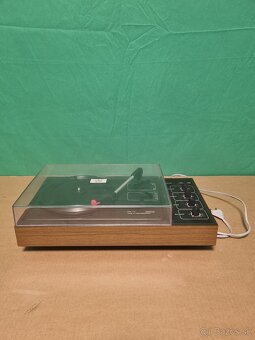 Predám starožitný  gramofón Tesla HC 71 - 4