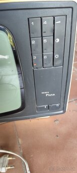 Televizor Tesla Pluto - 4