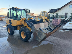 VOLVO L25 2015R 5300MG 139900PLN - 4