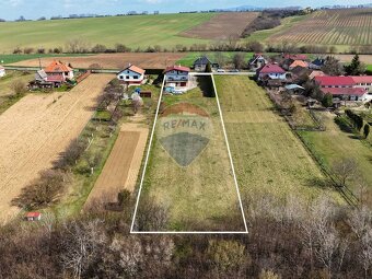 Rodinný dom s pozemkom 3 401 m2 - Malé Ripňany - na predaj - 4
