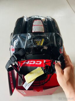 Predám prilbu CCM Tacks 210 Combo SR nová - 4