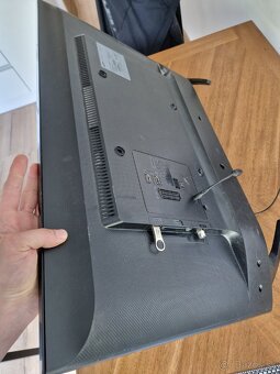 32" LCD Led Samsung - 4