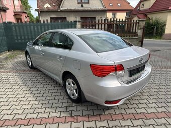 Toyota Avensis 1.8 109kW 2014 63967km 1.majitel - 4