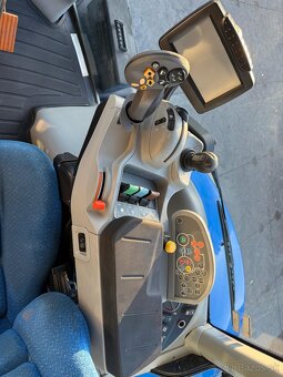 Zemědělský traktor New Holland T8.360 rok výroby 2013 PowerS - 4