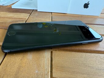 APPLE iPhone SE (2020) 64GB Black Používaný - 4