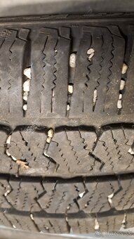 Predám 1ks slušná zimná 225/65r16C Matador na dodávku - 4