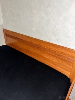 Masívna posteľ - 4