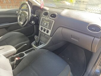 Ford FOCUS Mk2 - 4