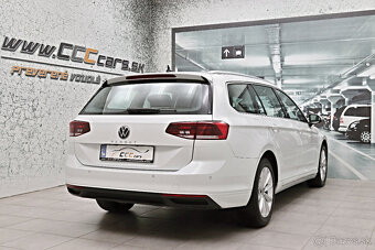 Volkswagen Passat Variant 2.0 TDI DSG EVO Elegance - 4