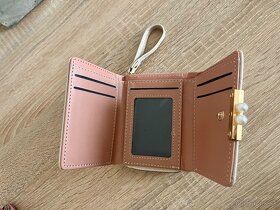 Béžová peňaženka - 4
