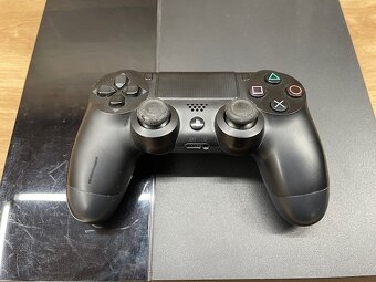 Playstation PS4 2TB - 4