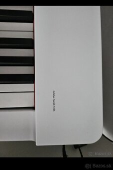 Yamaha stage digital piano p-225 WH - 4