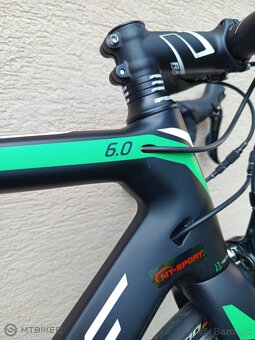 Predám cestný karbónový bicykel Kross Vento 6.0 veľkosť M - 4