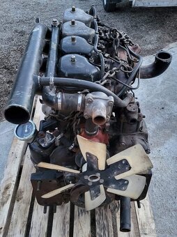 Rozpredam traktor zetor 7745 na Nahradne diely - 4