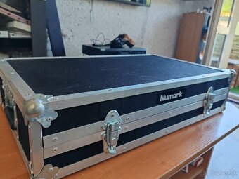 numark mixstream pro - 4