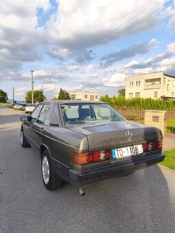 Mercedes Benz 190d - 4