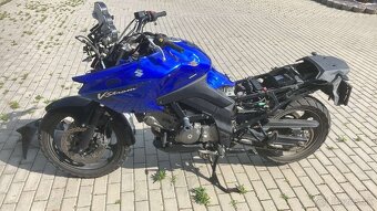 Suzuki dl 650 vstrom - 4