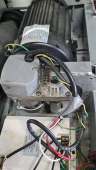 Predam motor na bežecký pás insportline prodigy - 4