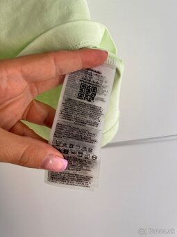 Dámske tričko Guess - 4