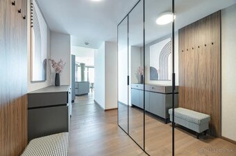 PRENÁJOM - EUROVEA TOWER 3iz luxusný byt - 4