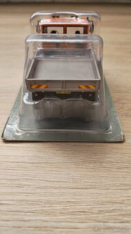 Deagostini Praga UV 80 - 4