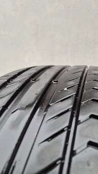 225/45r17 - 4