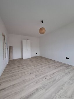 Na predaj krásny byt po novej, kompletnej rekonštrukcii - 4