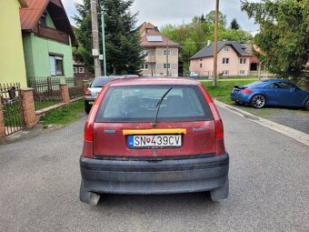 Predám Fiat punto1.1 - 4