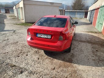 Volvo S40 r.2010 - 4