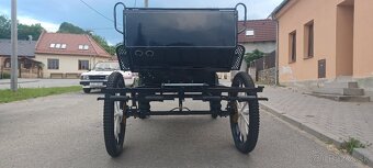 Bryčka B 80 za veľké kone pre 6 osôb - 4