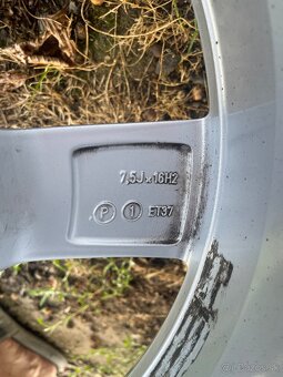 Audi R16 4G0 071 496 - 4