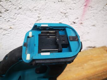 kombinovane vrtacie kladivo makita DHR 202 - 4