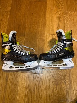 Hokejové korčule - 4
