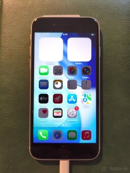 iPhone se 2020 64gb - 4