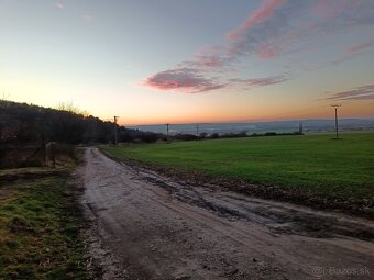 Predaj pozemok 9 árov Nitra Zobor - 4