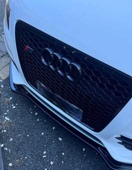 AUDI Čierne lesklé znaky - 4